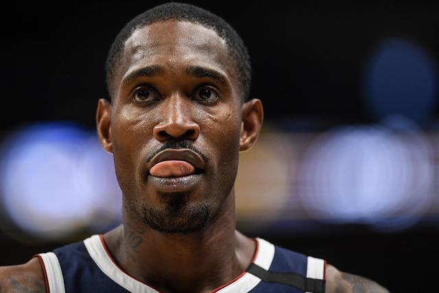 浓眉33+11詹姆斯27+14 湖人险胜爵士回西部第5