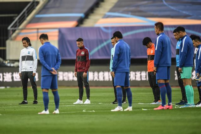 那不勒斯嫌加纳乔太贵 求购多特边锋阿德耶米