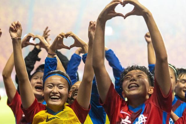 马德里双雄欧冠晋级再迎德比!数据:皇马望破咒